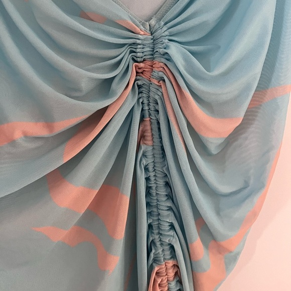 Blue Abstract  Sheer Cover-Up Size Large - Picture 7 of 9